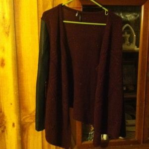 Perfect maroon cardigan ⭐️